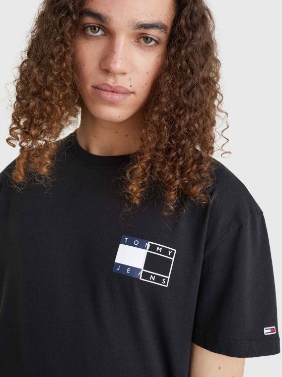 TOMMY JEANS MEN TWISTED FLAG T-SHIRT DM0DM14015
