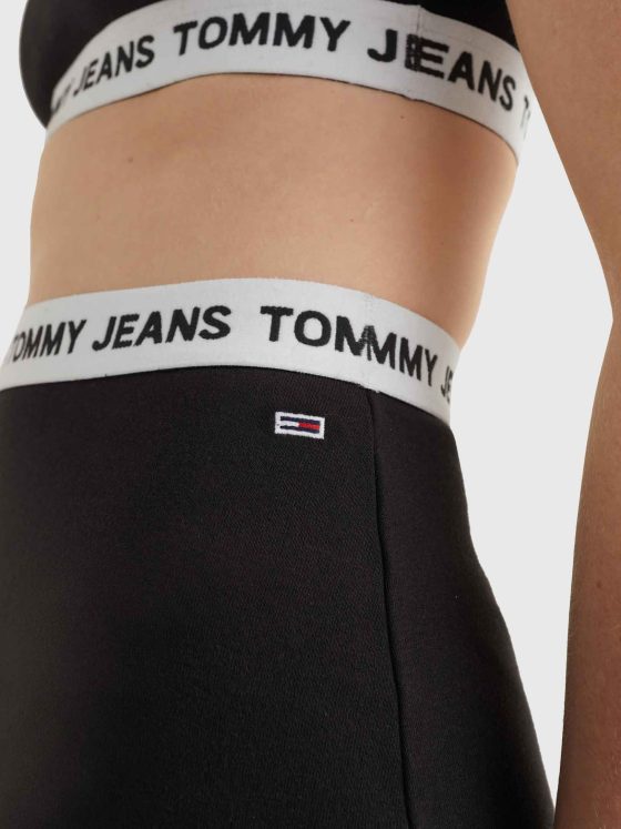 TOMMY JEANS ΕΦΑΡΜΟΣΤH ΦΟΥΣΤΑ ΜΙΝΙ ΜΕ ΛΟΓΟΤΥΠΟ ΣΤΟ ΛΑΣΤΙΧΟ DW0DW13706