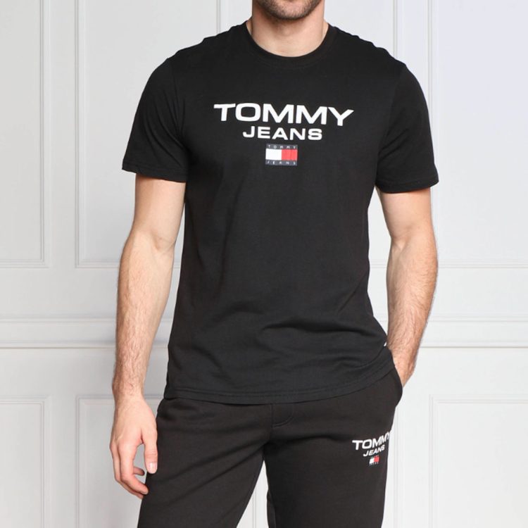 TOMMY JEANS REGULAR ENTRY TEE DM0DM15682