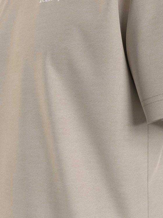 TOMMY JEANS CLASSIC LINEAR CHEST TEE DM0DM15790