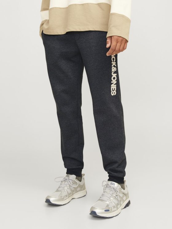 JACK&JONES_FallWinter2024_4542353_12258477_2