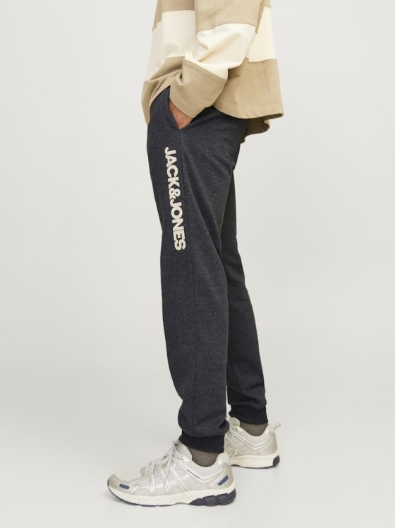 JACK&JONES_FallWinter2024_4542353_12258477_6