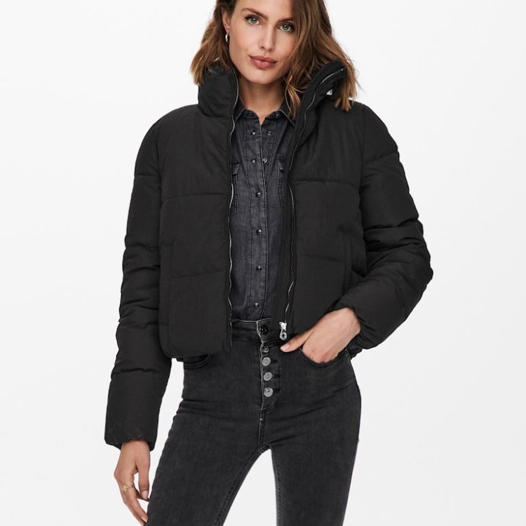ONLY DOLLY SHORT PUFFER JACKET 15205371