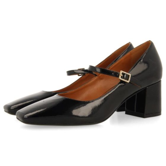 gioseppo-gynaikeia-mules-73270-windham-mavro-1-768x768