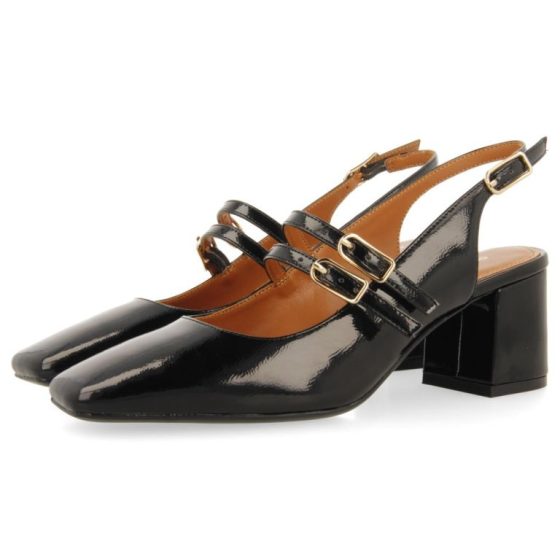 gioseppo-gynaikeia-mules-73272-sodus-mavro-loustrini-1-768x768