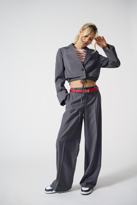 F_15334248_M_4613436_Front Full