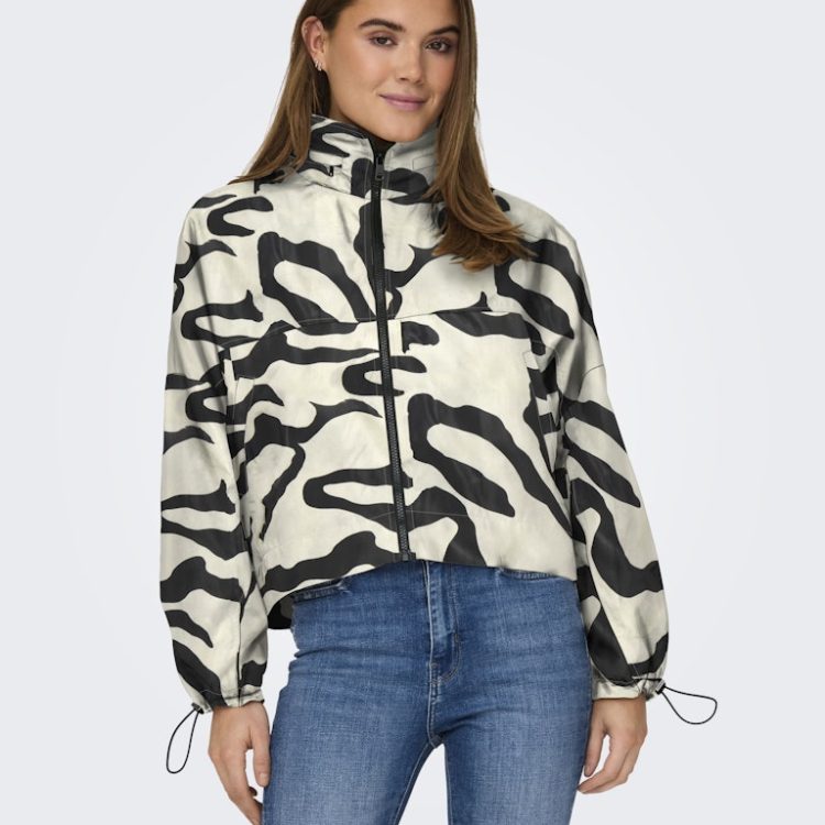 ONLY BETTY BATSLEEVE ALL OVER PRINT JACKET 15281509