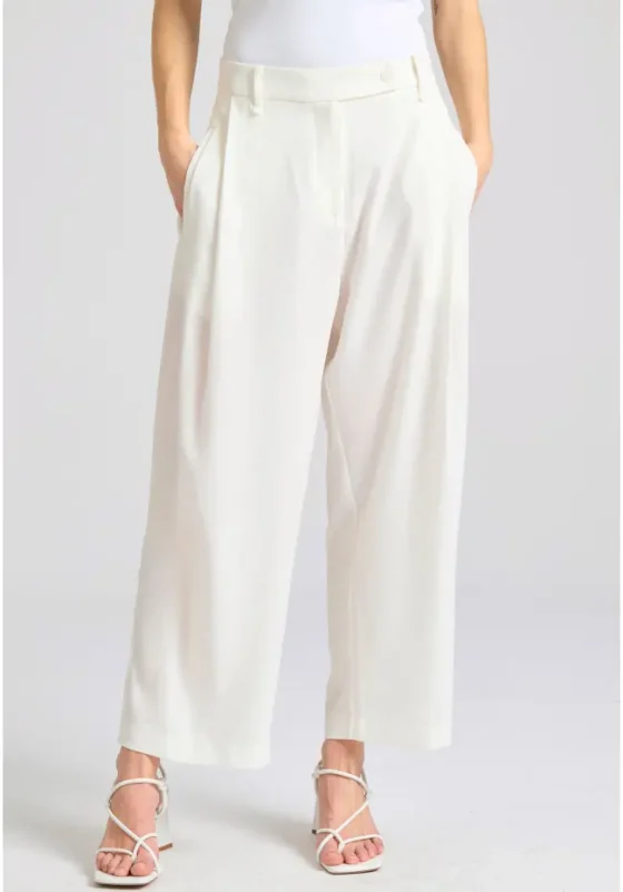 FBL011-116-02_OFF_WHITE_1