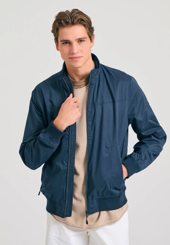 FBM011-004-01_NAVY_3